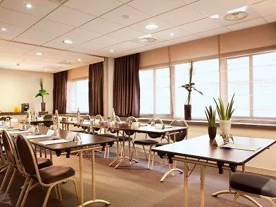 Hotel Escale Oceania Centre 3*